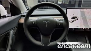 Tesla Model Y Performance 2021 года из Южной Кореи