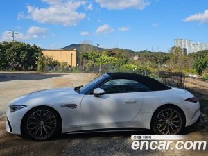 Mercedes-Benz SL-Class AMG SL63 4MATIC+ 2023 года из Южной Кореи