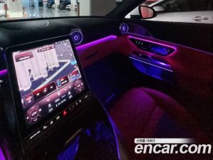 Mercedes-Benz SL-Class AMG SL63 4MATIC+ 2023 года из Южной Кореи