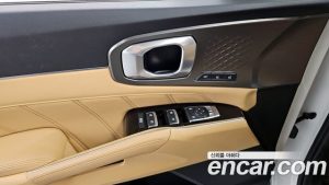 Kia Sorento HEV 1.6 2WD 2021 года из Южной Кореи