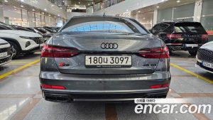 Audi A6 45 TDI 4WD Premium 2021 года из Южной Кореи