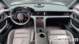 Porsche Taycan 4S 2021 года из Южной Кореи
