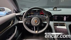 Porsche Taycan 4S 2021 года из Южной Кореи