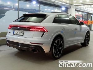 Audi RSQ8 4.0 TFSI 4WD 2021 года из Южной Кореи