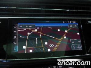 Audi RSQ8 4.0 TFSI 4WD 2021 года из Южной Кореи