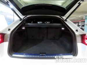 Audi RSQ8 4.0 TFSI 4WD 2021 года из Южной Кореи