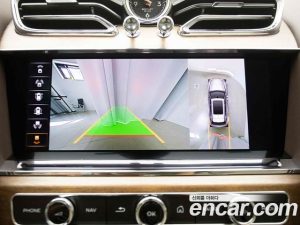 Bentley Bentayga 4.0 V8 Azure 2023 года из Южной Кореи