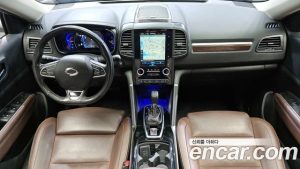 Renault-KoreaSamsung QM6 2.0 GDe RE Signature 2WD 2020 года из Южной Кореи
