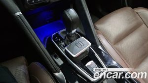 Renault-KoreaSamsung QM6 2.0 GDe RE Signature 2WD 2020 года из Южной Кореи