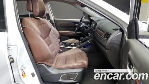 Renault-KoreaSamsung QM6 2.0 GDe RE Signature 2WD 2020 года из Южной Кореи