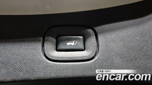 Renault-KoreaSamsung QM6 2.0 GDe RE Signature 2WD 2020 года из Южной Кореи