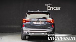 Kia Seltos Бензин 1.6 Turbo 2WD 2020 года из Южной Кореи