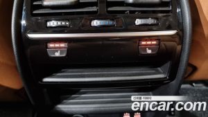 BMW 5-Series 520i Luxury 2020 года из Южной Кореи