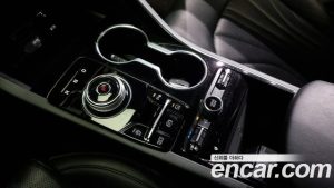 Kia K5 1.6 Turbo 2020 года из Южной Кореи
