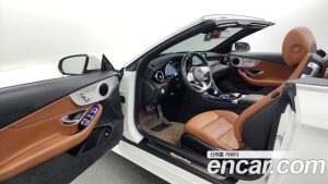Mercedes-Benz C-Class C200 Cabriolet 2020 года из Южной Кореи