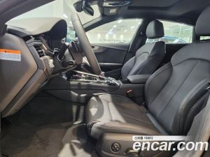 Audi A5 40 TDI 4WD Premium Sportback 2023 года из Южной Кореи
