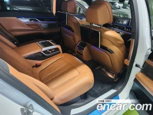 BMW 7-Series 740Li xDrive M Sport 2021 года из Южной Кореи