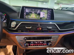BMW 7-Series 740Li xDrive M Sport 2021 года из Южной Кореи