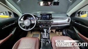 Kia Seltos Бензин 1.6 Turbo 2WD 2020 года из Южной Кореи