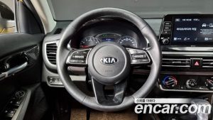 Kia Seltos Бензин 1.6 Turbo 2WD 2020 года из Южной Кореи