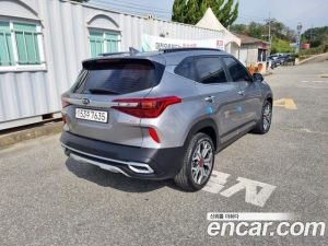 Kia Seltos Бензин 1.6 Turbo 2WD 2020 года из Южной Кореи