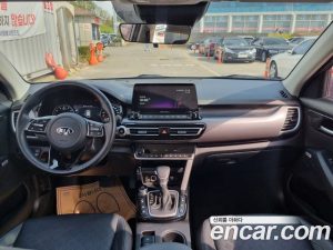 Kia Seltos Бензин 1.6 Turbo 2WD 2020 года из Южной Кореи