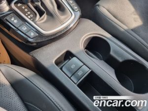 Kia Seltos Бензин 1.6 Turbo 2WD 2020 года из Южной Кореи