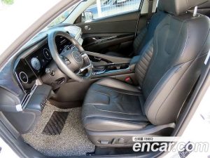 Hyundai AVANTE 1.6 2021 года из Южной Кореи