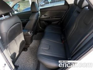 Hyundai AVANTE 1.6 2021 года из Южной Кореи