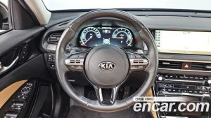 Kia K7 2.5 GDI Noblesse 2020 года из Южной Кореи