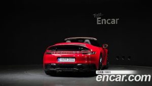 Porsche 911 CARRERA 4 GTS Cabriolet 2023 года из Южной Кореи