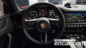 Porsche 911 CARRERA 4 GTS Cabriolet 2023 года из Южной Кореи