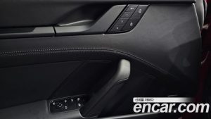 Porsche 911 CARRERA 4 GTS Cabriolet 2023 года из Южной Кореи