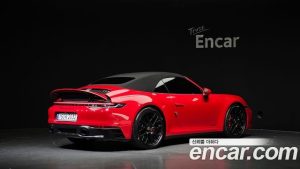 Porsche 911 CARRERA 4 GTS Cabriolet 2023 года из Южной Кореи