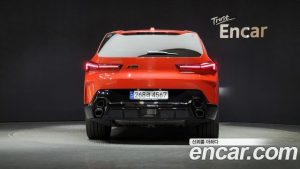 BMW XM 4.4 2023 года из Южной Кореи