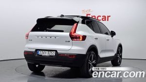 Volvo XC40 B4 R-디자인 2021 года из Южной Кореи