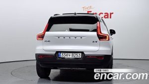 Volvo XC40 B4 R-디자인 2021 года из Южной Кореи