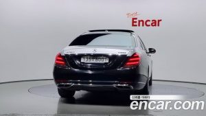 Mercedes-Benz S-Class Maybach S560 4MATIC 2020 года из Южной Кореи