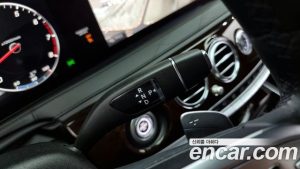 Mercedes-Benz S-Class Maybach S560 4MATIC 2020 года из Южной Кореи
