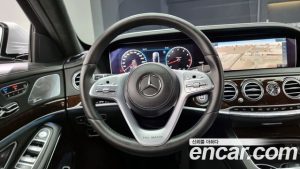 Mercedes-Benz S-Class Maybach S560 4MATIC 2020 года из Южной Кореи
