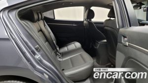 Hyundai AVANTE 1.6 2020 года из Южной Кореи