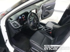 Kia Seltos Бензин 1.6 Turbo 2WD 2022 года из Южной Кореи
