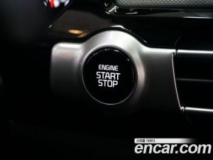 Kia Seltos Бензин 1.6 Turbo 2WD 2022 года из Южной Кореи