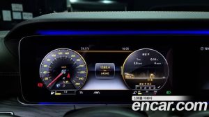 Mercedes-Benz E-Class E220d Cabriolet 2020 года из Южной Кореи