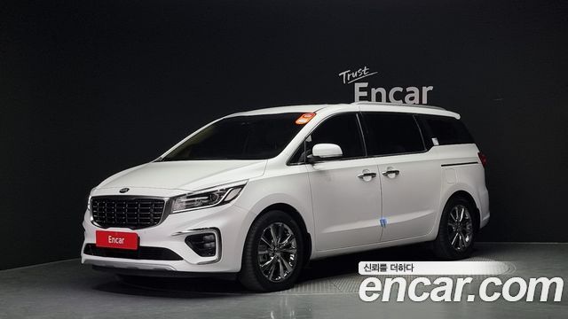 Kia Carnival 9-Seater Noblesse Special 2020 года из Кореи