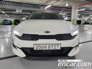 Kia K5 2.0 2021 года из Южной Кореи