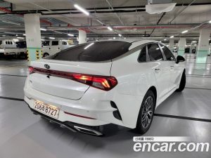 Kia K5 2.0 2021 года из Южной Кореи