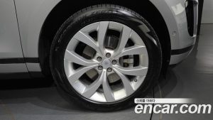 Land Rover Range Rover Evoque D180 SE 2020 года из Южной Кореи