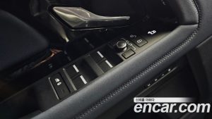 Land Rover Range Rover Evoque D180 SE 2020 года из Южной Кореи