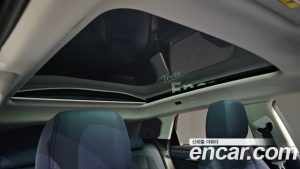 Land Rover Range Rover Evoque D180 SE 2020 года из Южной Кореи